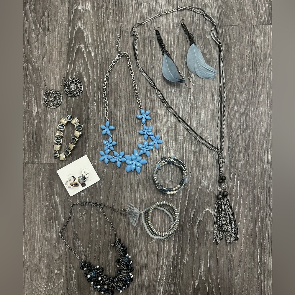 Jewelry lot